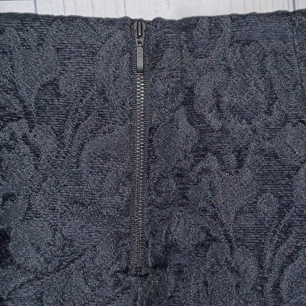 Willi Smith black floral textured classic twee pencil skirt NWT - Picture 8 of 8